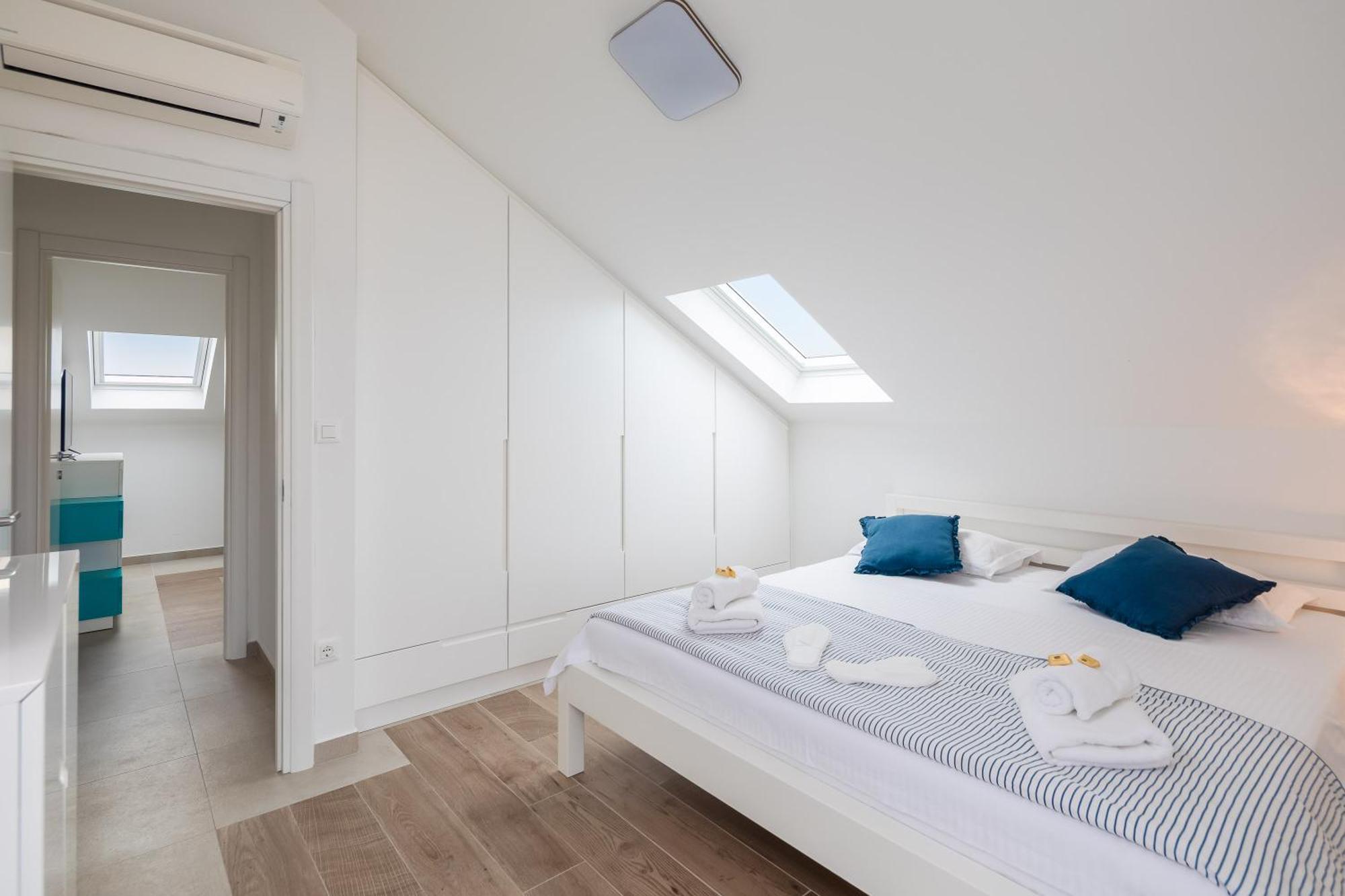ספליט Epetium Beach Villa מראה חיצוני תמונה