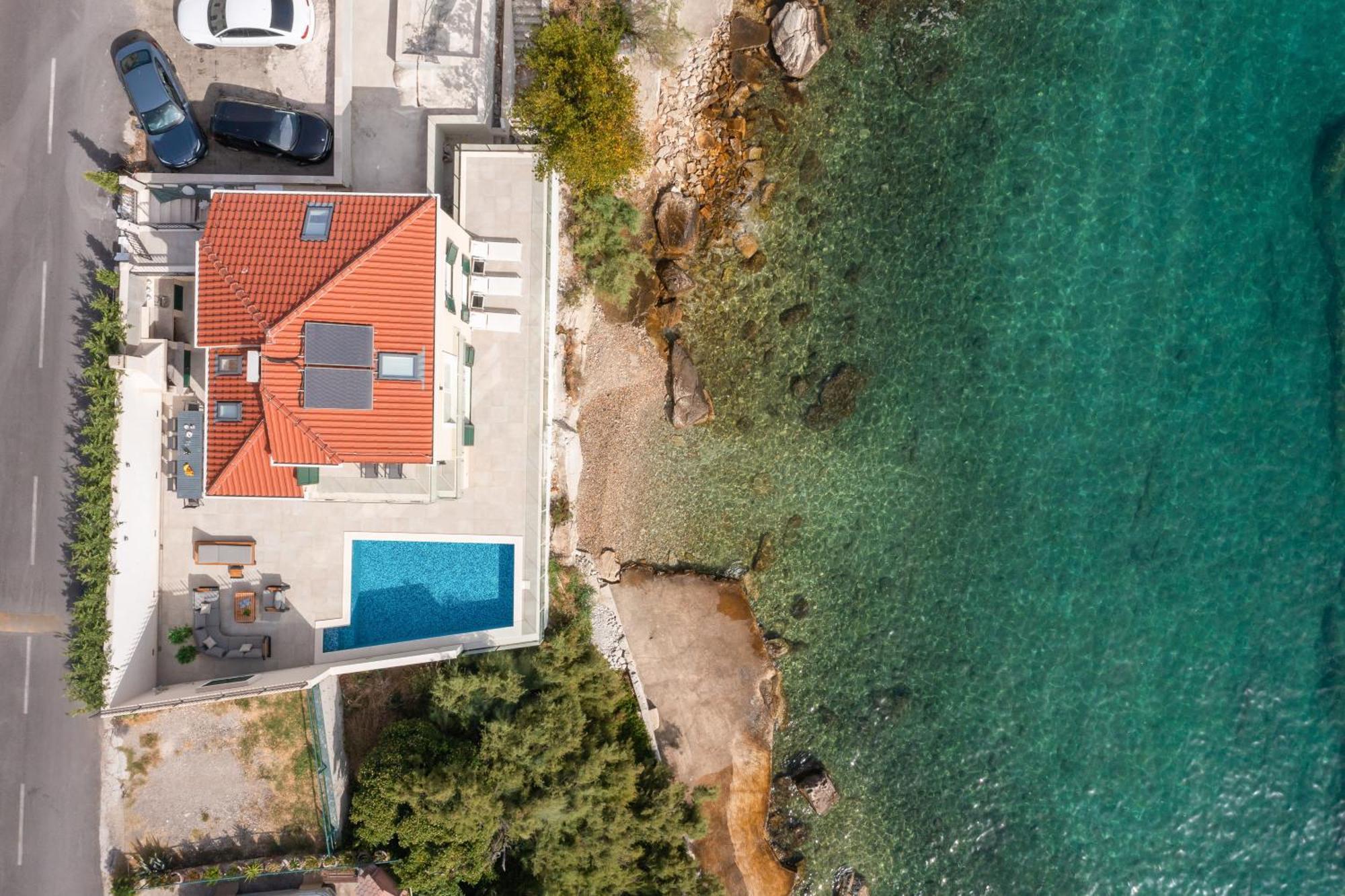 ספליט Epetium Beach Villa מראה חיצוני תמונה